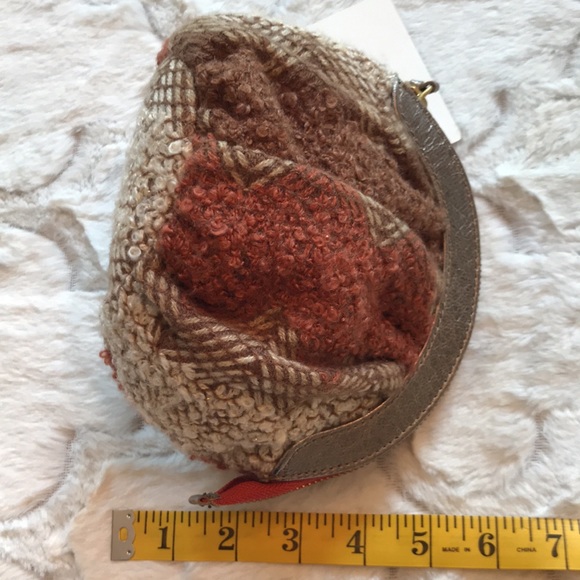 Anthropologie Miss Albright Boucle knit purse - Picture 13 of 14